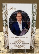 2025-26 Flair Trophy Room Nathan MacKinnon #TR-15 card