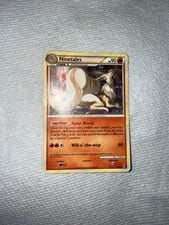 2011 Call of Legends Ninetales #17 card
