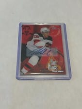 2025-26 Flair Hot Hues Autographs OF 32 Timo Meier #17 card