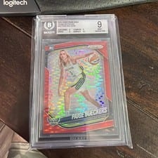 2025 Panini Prizm WNBA Paige Bueckers Red Pulsar #147 card