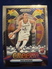 2025 Panini Prizm WNBA Groovy Paige Bueckers #12 card
