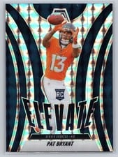 2025 Panini Mosaic Elevate Pat Bryant #4 card