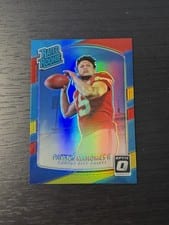 2017 Panini Donruss Optic Patrick Mahomes II Red, Yellow #177 card