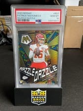 2022 Panini Mosaic Razzle Dazzle Patrick Mahomes II #RD-7 card