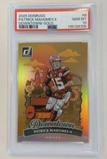 2025 Panini Donruss Downtown Patrick Mahomes II Gold #8 card