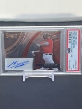 2022 Panini Select Moon Shot Signatures Rafael Devers #MSS-RD card