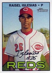 2016 Topps Heritage Base Set Raisel Iglesias #604 card