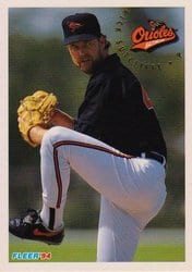 1994 Fleer Base Set Rick Sutcliffe #21 card