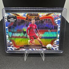 2020 Panini Select UEFA Euro Robert Lewandowski Camo Prizm #23 card