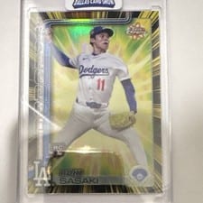 2025 Topps Chrome Radiating Rookies Roki Sasaki #RR-20 card