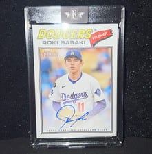 2026 Topps Heritage Real One Autographs Roki Sasaki #ROA-RS card