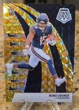 2024 Panini Mosaic Elevate Rome Odunze #4 card