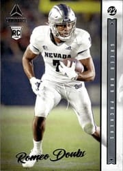 2022 Panini Luminance Base Set Romeo Doubs #123 card