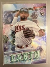 2022 Bowman's Best Elements of Excellence Autographs Royce Lewis #EE-6 card
