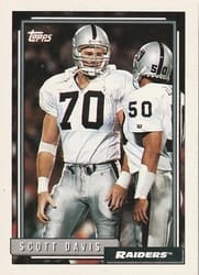 1992 Topps Base Set Scott Davis #364 card