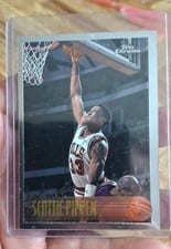 1996 Topps Chrome Scottie Pippen #33 card