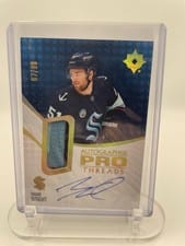 2023-24 Upper Deck Ultimate Collection Pro Threads Shane Wright #PT-SW card