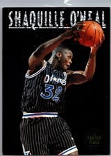 1993 Skybox Premium Center Stage Shaquille O’Neal #CS2 card
