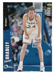 1996-97 Collector's Choice Base Set Shawn Bradley #402 card