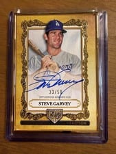 2025 Topps Gilded Collection Topps Gallery of Gold Autographs Steve Garvey #GOG-SG card