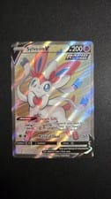 Evolving Skies Sylveon V #183 card