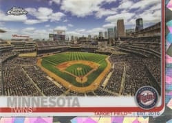 2019 Topps Chrome Sapphire Edition Base Set Target Field #424 card