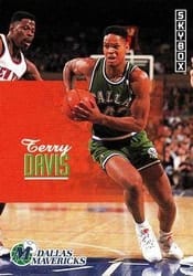 1992-93 SkyBox Base Set Terry Davis #48 card
