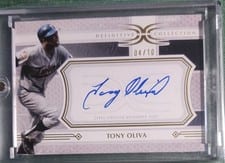 2025 Topps Definitive Collection Legendary Autograph Collection Tony Oliva #LAC-TO card
