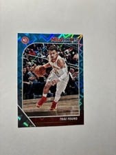 2019 Panini Hoops Trae Young #1 card
