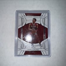 2022 Panini National Treasures Collegiate Trae Young #13 card