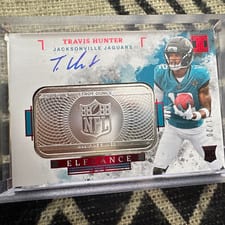 2025 Panini Impeccable Elegance Rookie Silver Bar Autos Travis Hunter #20 card