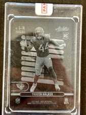 2022 Panini Absolute Glass Travon Walker #G-TW card