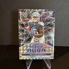 2022 Panini Spectra Rookie Aura Treylon Burks #AUR-TBU card