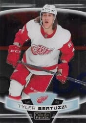 2019-20 O-Pee-Chee Platinum Base Set Tyler Bertuzzi #136 card