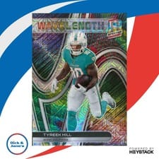 2022 Panini Spectra Wavelength Tyreek Hill #WVE-21 card