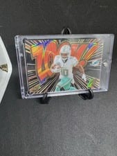 2023 Panini Zenith Zoom! Tyreek Hill #27 card