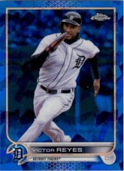 2022 Topps Chrome Sapphire Edition Base Set Victor Reyes #252 card