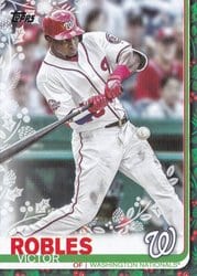 2019 Topps Holiday Base Set Victor Robles #HW143 card