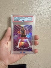 2025-26 Topps Cosmic Chrome Hypernova Victor Wembanyama #HN-10 card