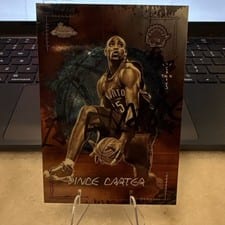 2025-26 Topps Chrome Cactus Jack La Flame Legends Vince Carter #LFL-6 card
