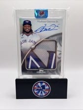 2024 Topps Sterling Splendor Jumbo Patch Autographs Vladimir Guerrero Jr. #SSJPA-VG card