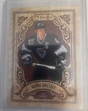 2023-24 O-Pee-Chee Wood Variants Wayne Gretzky #W-WG card