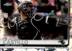 2019 Topps Chrome Sapphire Edition Base Set Welington Castillo #613 card
