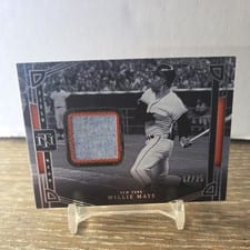 2023 Panini National Treasures Treasured Jersey Numbers Willie Mays #24 card