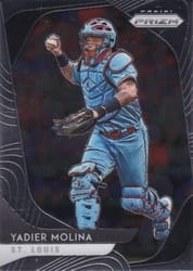2020 Panini Prizm Base Set Yadier Molina #152 card