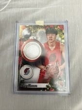 2025-26 Topps Holiday Player Relics Yang Hansen #PR-YH card