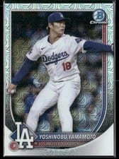2025 Bowman Yoshinobu Yamamoto #18 card