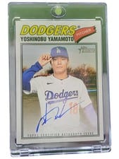 2026 Topps Heritage Real One Autographs Yoshinobu Yamamoto #ROA-YY card