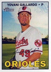 2016 Topps Heritage Base Set Yovani Gallardo #611 card